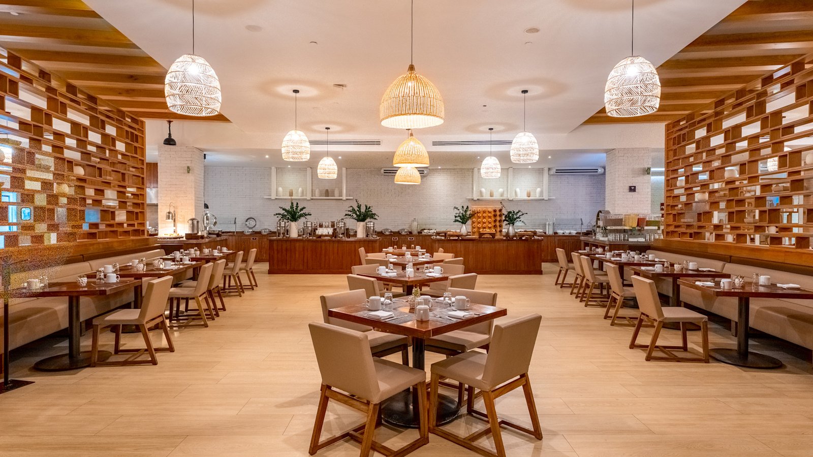 Restaurante Vela en Hilton Vallarta Riviera